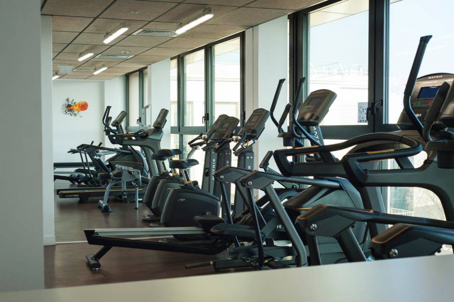 Hotel Clichy chambres appartements salle de sport